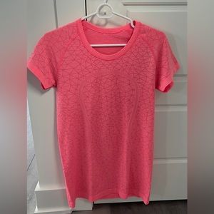 Lululemon Swiftly Tech Short Sleeve Shirt
